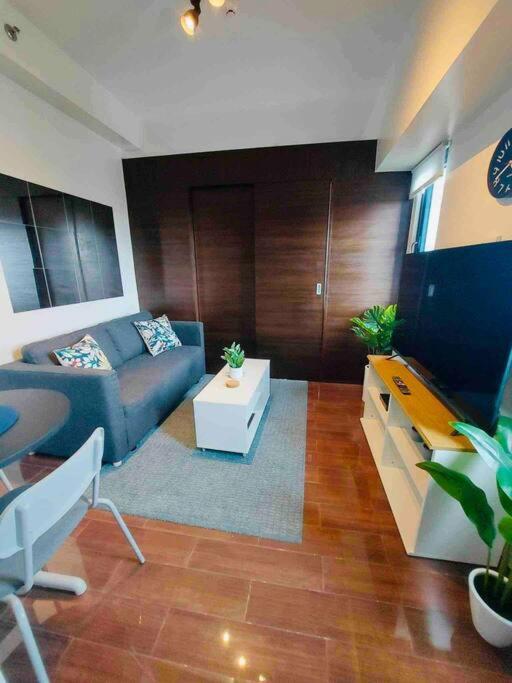 Air Residences Makati - Fully Furnished Condo With Skyline Views! Маніла Екстер'єр фото